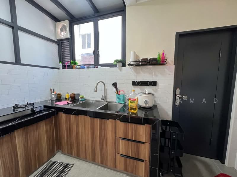 Rumah Teres 2 Tingkat untuk Disewa di Bandar Gamuda Cove (Dengkil) - Muna Zawani Muhamad - Kitchen - PropertyGuru.com.my
