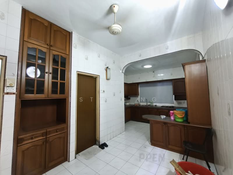 2-storey Terraced House for Sale in Taman Chi Liung (Klang) - Esther Ng - Kitchen - PropertyGuru.com.my