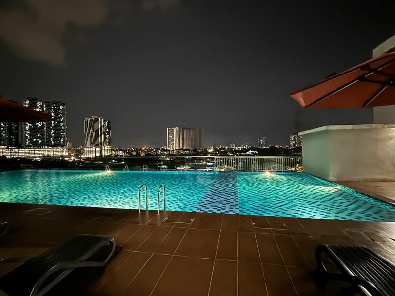 Kondominium untuk Dijual di Residensi Platinum Teratai - Aaron Yong - Pool - PropertyGuru.com.my