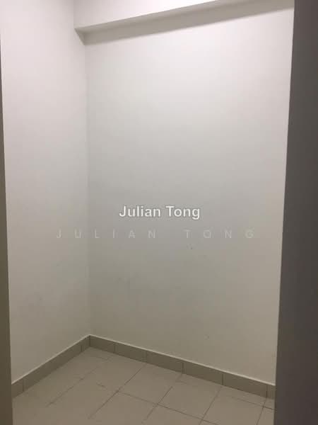 Kondominium untuk Dijual di Residence 8 - Julian Tong - PropertyGuru.com.my