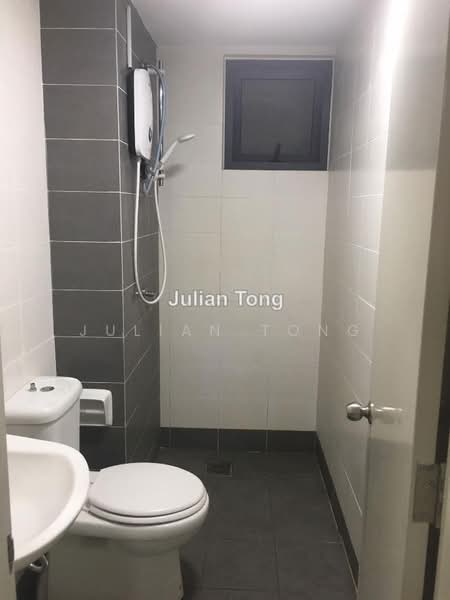 Kondominium untuk Dijual di Residence 8 - Julian Tong - PropertyGuru.com.my
