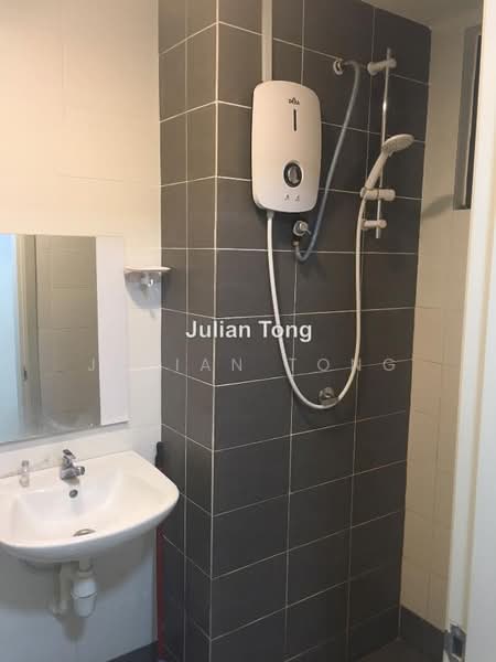 Kondominium untuk Dijual di Residence 8 - Julian Tong - PropertyGuru.com.my