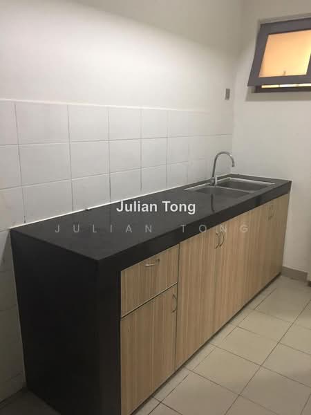 Kondominium untuk Dijual di Residence 8 - Julian Tong - PropertyGuru.com.my