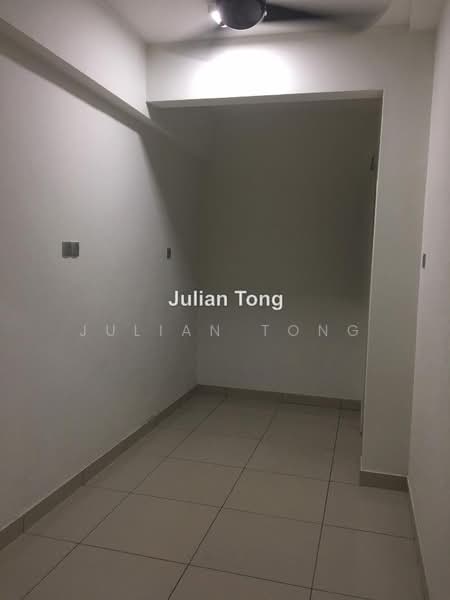 Kondominium untuk Dijual di Residence 8 - Julian Tong - PropertyGuru.com.my
