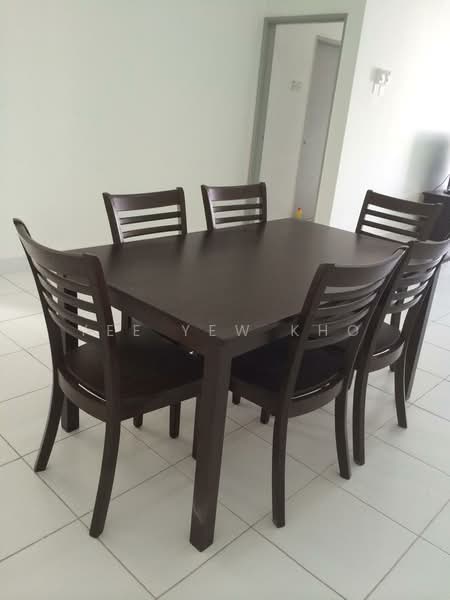 Kondominium untuk Dijual di Bukit OUG Condominiums - Yee Yew Kho - Dining Room - PropertyGuru.com.my