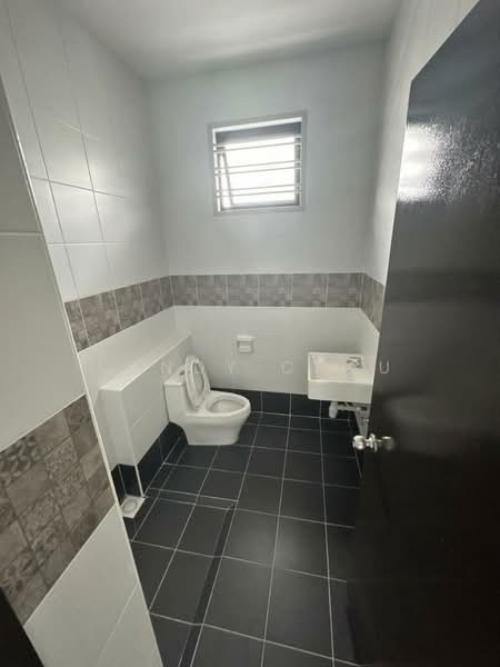 2-storey Terraced House for Sale in Johor Bahru (Johor) - Cendy Chau - Bathroom - PropertyGuru.com.my