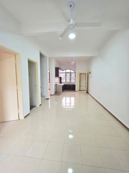 2-storey Terraced House for Rent in Taman Selesa Jaya (Iskandar Puteri (Nusajaya)) - Calvin Lee - Living Room - PropertyGuru.com.my