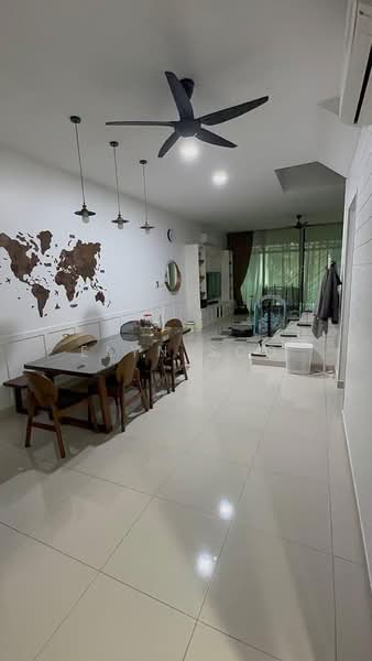 3-storey Terraced House for Rent in Bandar Nusaputra (Puchong) - Elyn Soo - Living Room - PropertyGuru.com.my