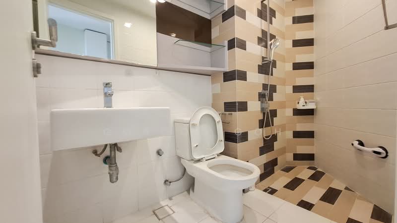 Service Residence for Rent at Verve Suites - Gordon Goh - Bathroom - PropertyGuru.com.my