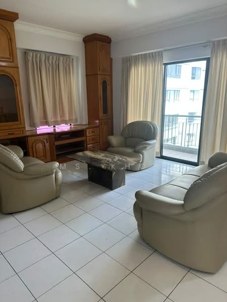 Kondominium untuk Disewa di Cameron Towers - Ms. Khoo - Living Room - PropertyGuru.com.my