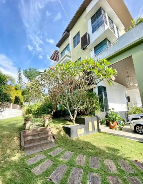 Semi-Detached House for Sale in Bukit Jelutong (Shah Alam) - Tom Yip - Exterior - PropertyGuru.com.my