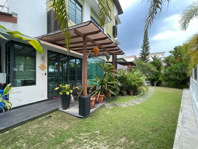 Semi-Detached House for Sale in Bukit Jelutong (Shah Alam) - Tom Yip - Exterior - PropertyGuru.com.my