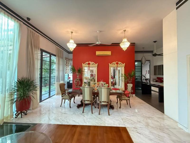Semi-Detached House for Sale in Bukit Jelutong (Shah Alam) - Tom Yip - Dining Room - PropertyGuru.com.my