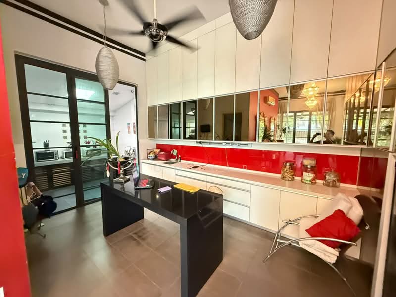 Semi-Detached House for Sale in Bukit Jelutong (Shah Alam) - Tom Yip - Study - PropertyGuru.com.my