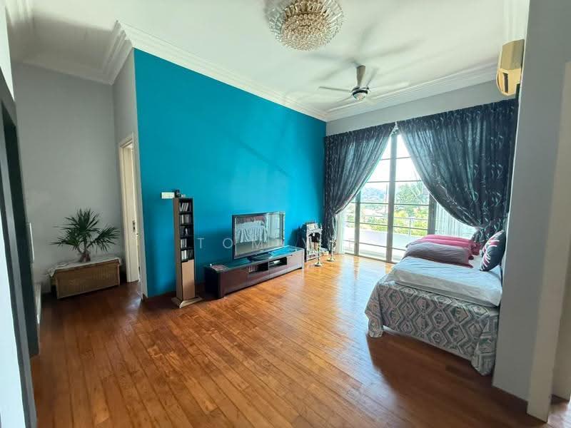 Semi-Detached House for Sale in Bukit Jelutong (Shah Alam) - Tom Yip - Living Room - PropertyGuru.com.my