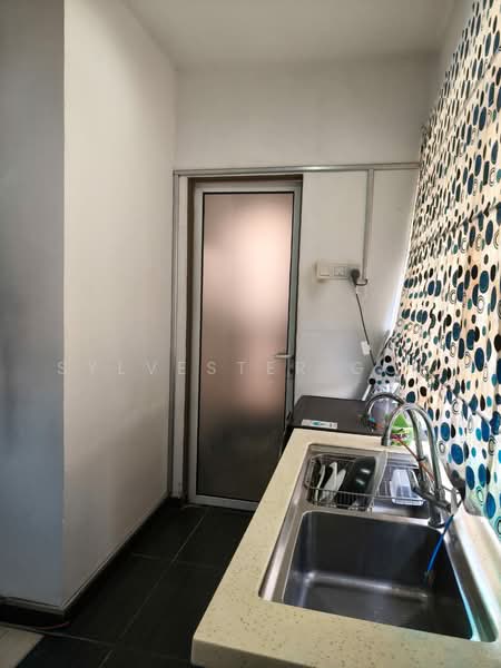 Rumah Teres 2 Tingkat untuk Disewa di Seksyen 2 Bandar Baru Bangi (Bandar Baru Bangi) - Sylvester Goh - Kitchen - PropertyGuru.com.my