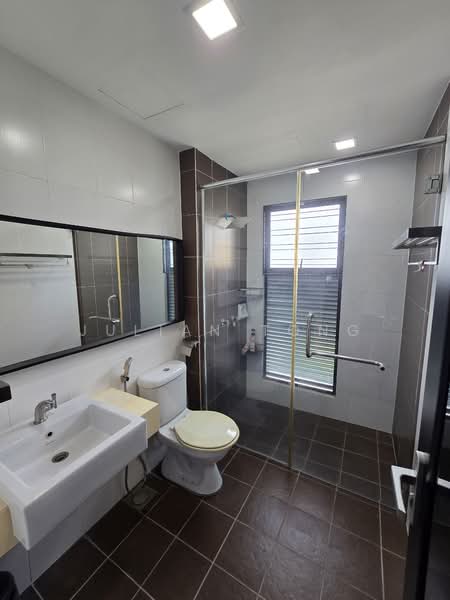 Rumah Teres 2.5 Tingkat untuk Dijual di Abadi Heights (Puchong) - Julian Tong - Bathroom - PropertyGuru.com.my
