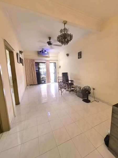 Rumah Teres 1 Tingkat untuk Dijual di Ipoh (Perak) - Aico Chow - Living Room - PropertyGuru.com.my
