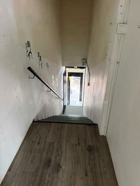 Kilang untuk Disewa di Taman Desa Cemerlang (Ulu Tiram) - Winson Lim - Corridor - PropertyGuru.com.my