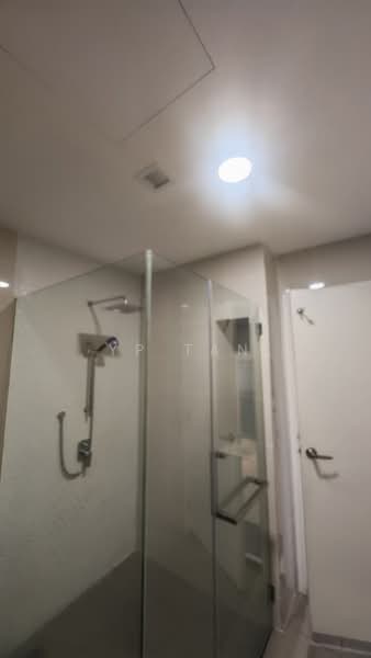 Servis Apartment untuk Disewa di Continew - YP Tan - Bathroom - PropertyGuru.com.my
