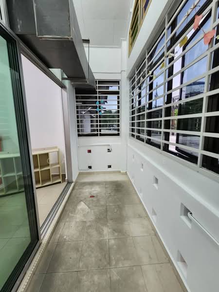 Rumah Teres 2 Tingkat untuk Disewa di Taman Ehsan Jaya (Ulu Tiram) - Calvin Lee - Balcony - PropertyGuru.com.my