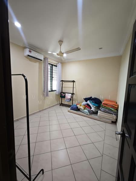 Kondominium untuk Dijual di Sri Lojing Condominiums - Muna Zawani Muhamad - Bedroom - PropertyGuru.com.my