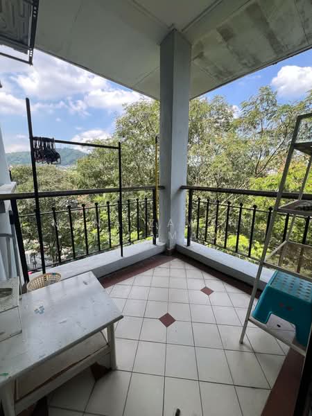 Kondominium untuk Dijual di Sri Lojing Condominiums - Muna Zawani Muhamad - Balcony - PropertyGuru.com.my