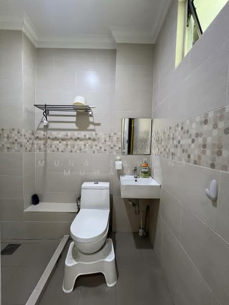 Kondominium untuk Dijual di Sri Lojing Condominiums - Muna Zawani Muhamad - Bathroom - PropertyGuru.com.my