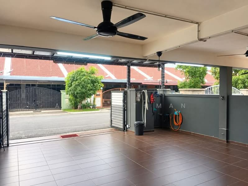 1-storey Terraced House for Sale in Telok Kemang (Negeri Sembilan) - Azrul Othman - Exterior - PropertyGuru.com.my