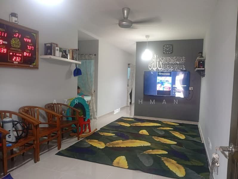 1-storey Terraced House for Sale in Telok Kemang (Negeri Sembilan) - Azrul Othman - Living Room - PropertyGuru.com.my
