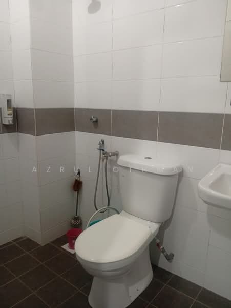 1-storey Terraced House for Sale in Telok Kemang (Negeri Sembilan) - Azrul Othman - Bathroom - PropertyGuru.com.my