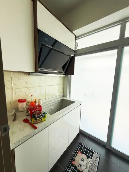 Kondominium untuk Disewa di Fairview Residence - Jerry Tan - Kitchen - PropertyGuru.com.my