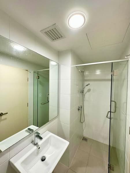 Servis Apartment untuk Disewa di Parc 3 - Rex Tan - Bathroom - PropertyGuru.com.my