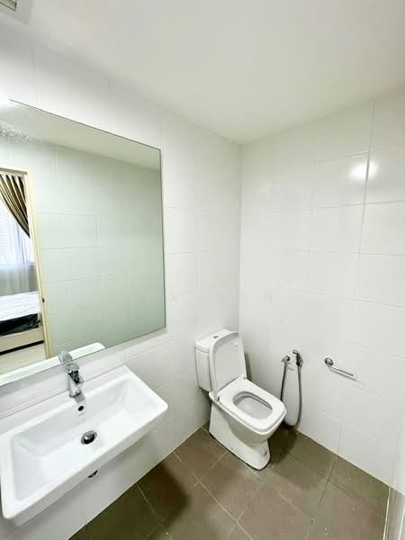 Servis Apartment untuk Disewa di Parc 3 - Rex Tan - Bathroom - PropertyGuru.com.my