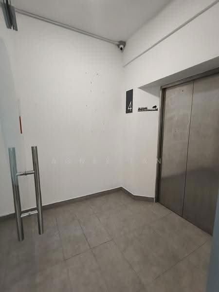 Shop / Office untuk Disewa di Bandar Puteri Puchong (Puchong) - Agnes Tan - Corridor - PropertyGuru.com.my