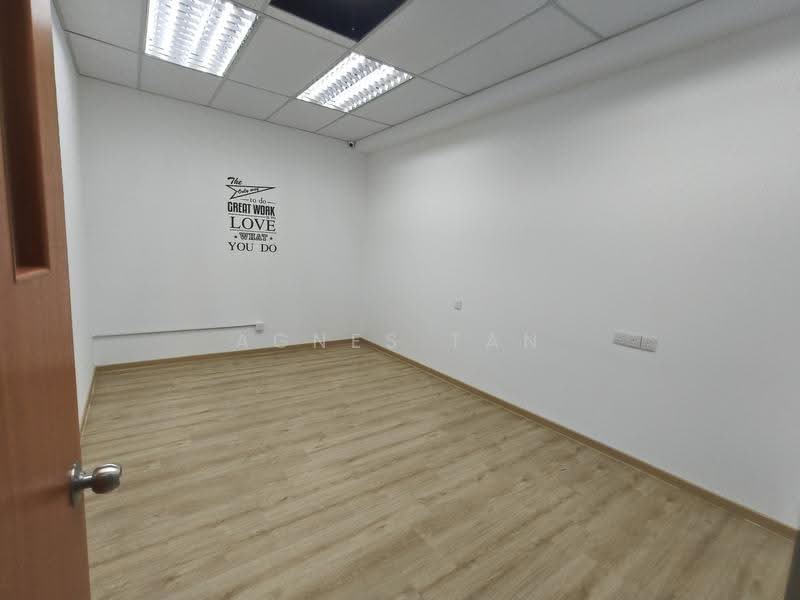 Shop / Office untuk Disewa di Bandar Puteri Puchong (Puchong) - Agnes Tan - Interior - PropertyGuru.com.my