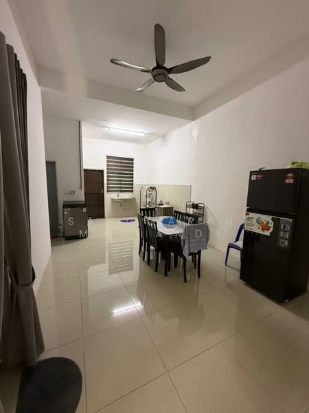 Rumah Berkembar untuk Dijual di Lunas (Kedah) - Sanggaran Muniandy - Dining Room - PropertyGuru.com.my