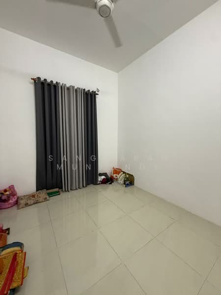 Rumah Berkembar untuk Dijual di Lunas (Kedah) - Sanggaran Muniandy - Bedroom - PropertyGuru.com.my