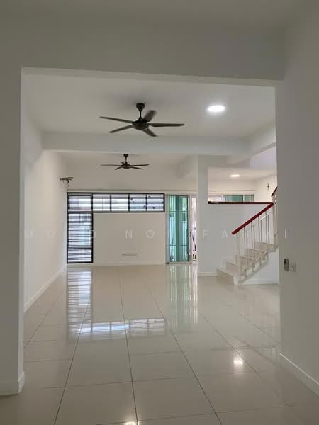Rumah Teres 2 Tingkat untuk Dijual di Bandar Saujana Putra (Tanjong Duabelas) - Mohd Nor Fahmi - PropertyGuru.com.my