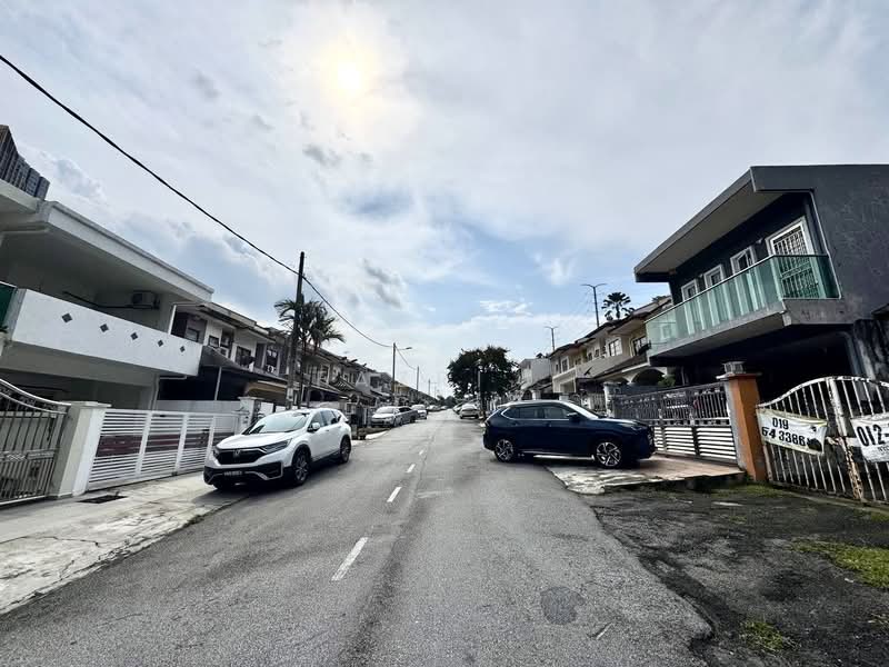 2-storey Terraced House for Sale in Batu 9 (Cheras) - Fazri . - PropertyGuru.com.my