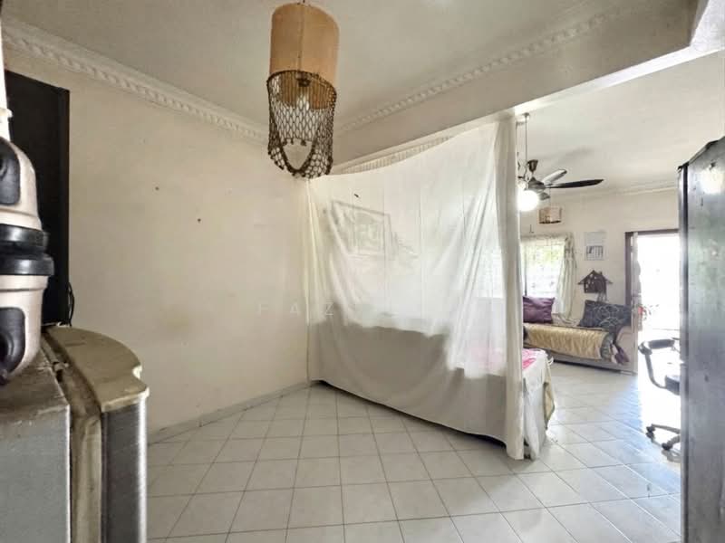 2-storey Terraced House for Sale in Batu 9 (Cheras) - Fazri . - PropertyGuru.com.my