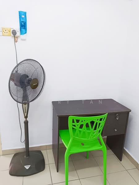 Rumah Flat untuk Disewa di Desa Airmas Flat - Jerry Tan - Study - PropertyGuru.com.my