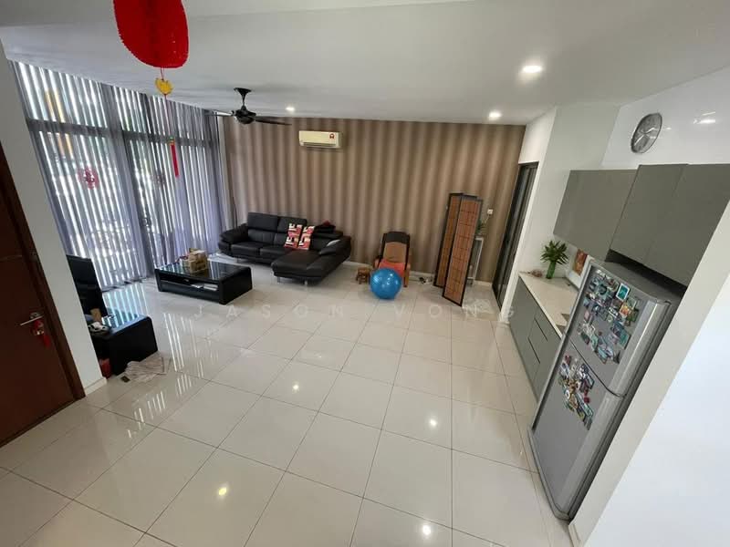 Rumah Teres 3 Tingkat untuk Disewa di Lake Fields (Sungai Besi) - Jason Vong - Living Room - PropertyGuru.com.my