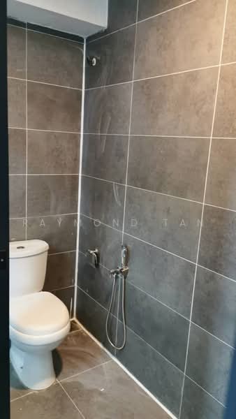 Pejabat untuk Disewa di Bandar Damansara Perdana (Damansara Perdana) - Raymond Tan - Bathroom - PropertyGuru.com.my
