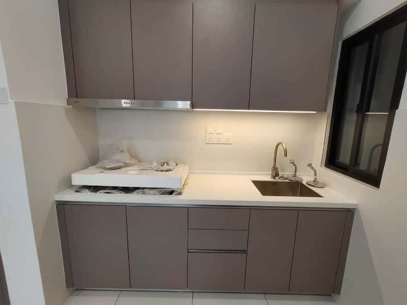Servis Apartment untuk Disewa di The Tropika - IVY LEE - Kitchen - PropertyGuru.com.my