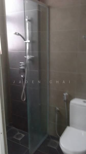 Servis Apartment untuk Dijual di The Loft @ ZetaPark - Jaden Chai - Bathroom - PropertyGuru.com.my
