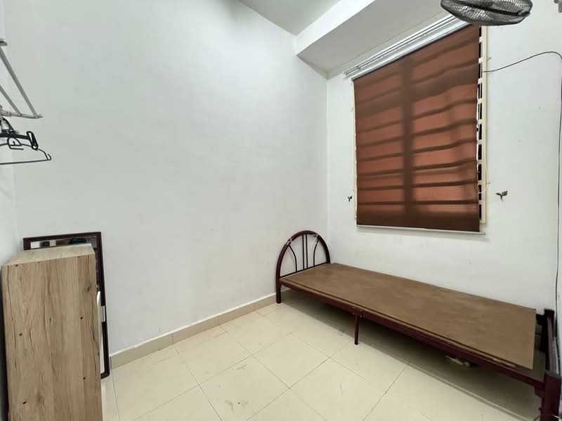 2-storey Terraced House for Sale in Bandar Damansara Kuantan (Sungai Karang) - Izzat Azman - Bedroom - PropertyGuru.com.my