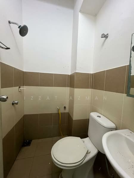 2-storey Terraced House for Sale in Bandar Damansara Kuantan (Sungai Karang) - Izzat Azman - Bathroom - PropertyGuru.com.my