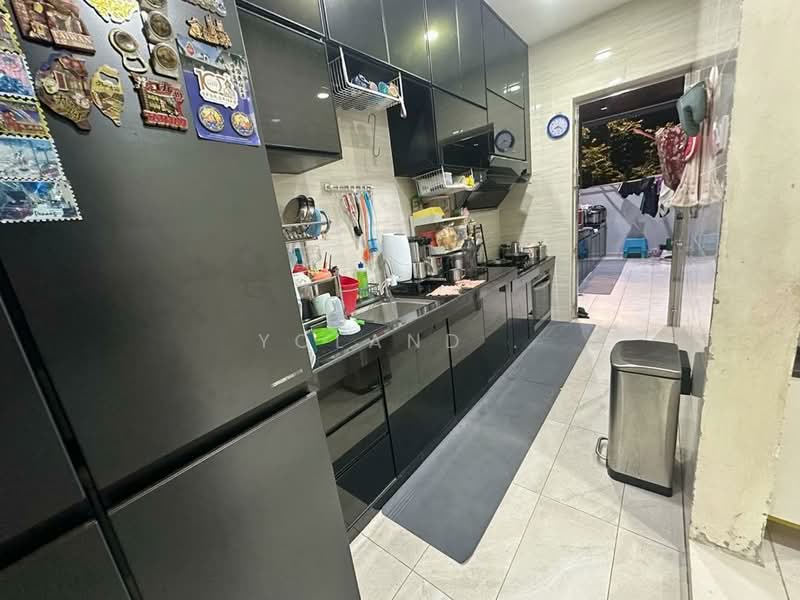 Rumah Kluster untuk Dijual di Taman Adda Heights (Tebrau) - Yoland . - Kitchen - PropertyGuru.com.my