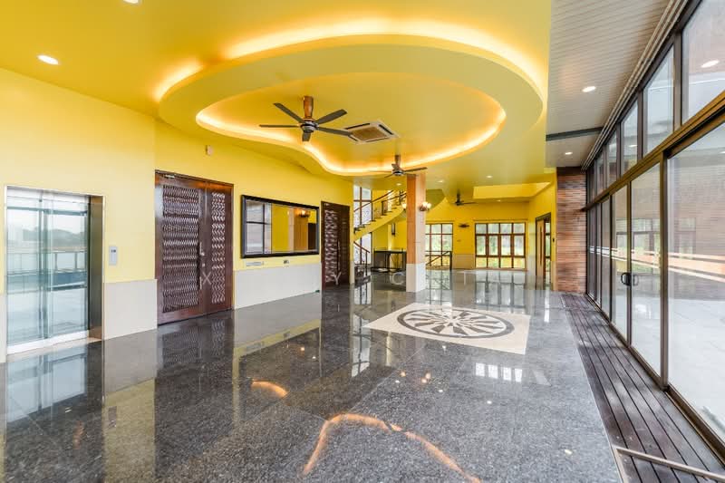 Rumah Banglo untuk Disewa di Seri Kembangan (Selangor) - Xindy Chia - Entrance - PropertyGuru.com.my